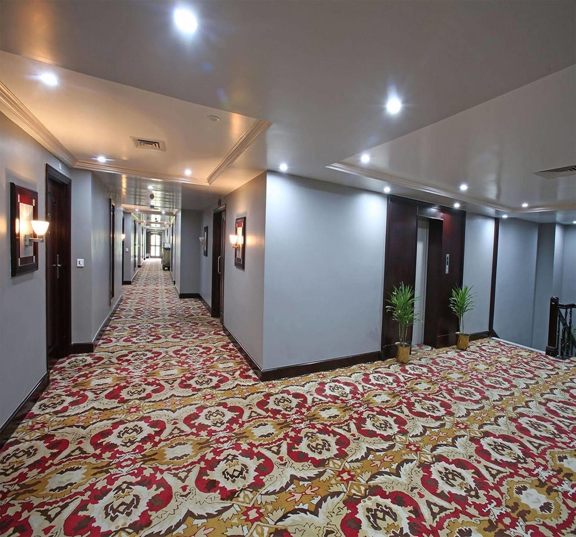 The Royal Plaza Gangtok Hotell Exteriör bild
