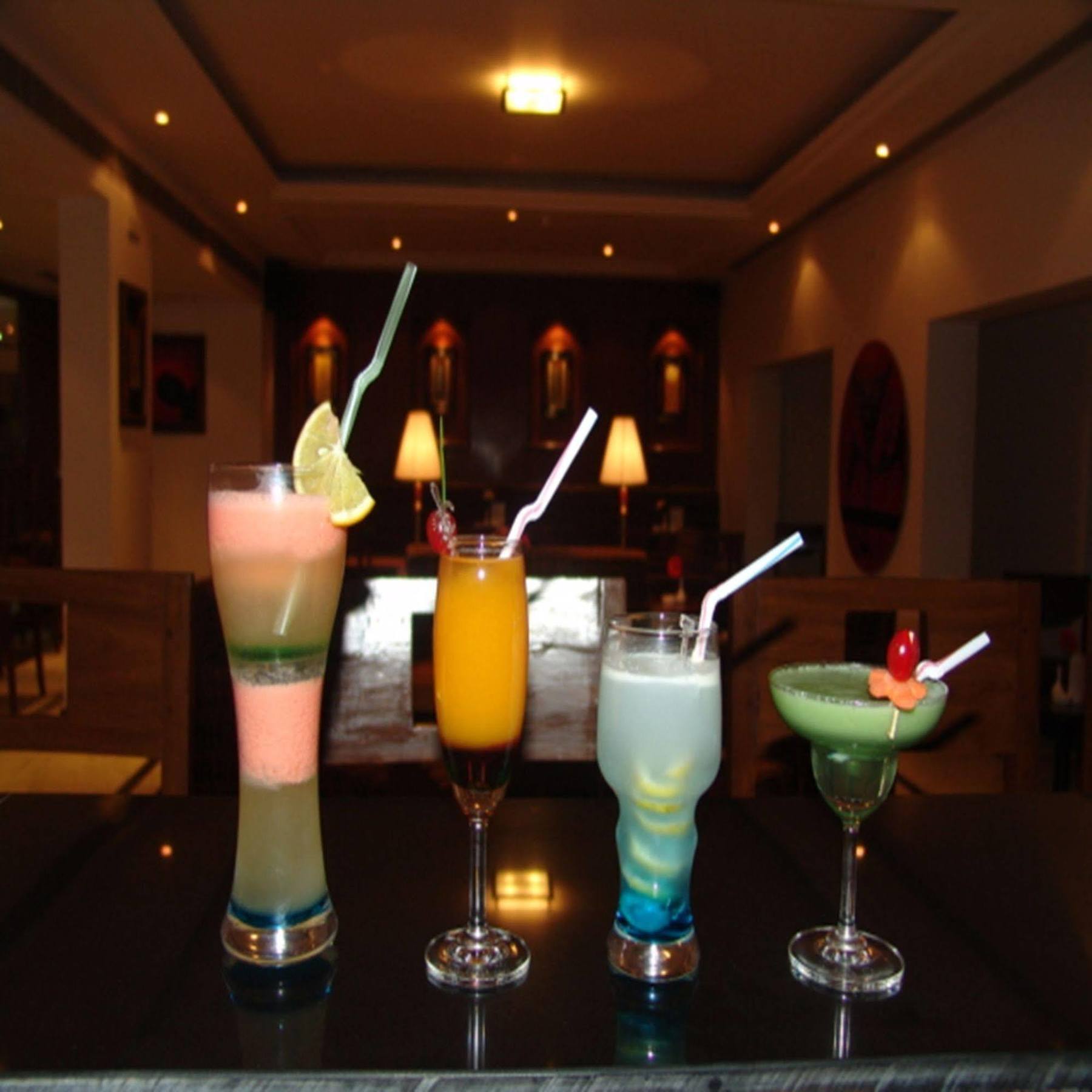 The Royal Plaza Gangtok Hotell Exteriör bild